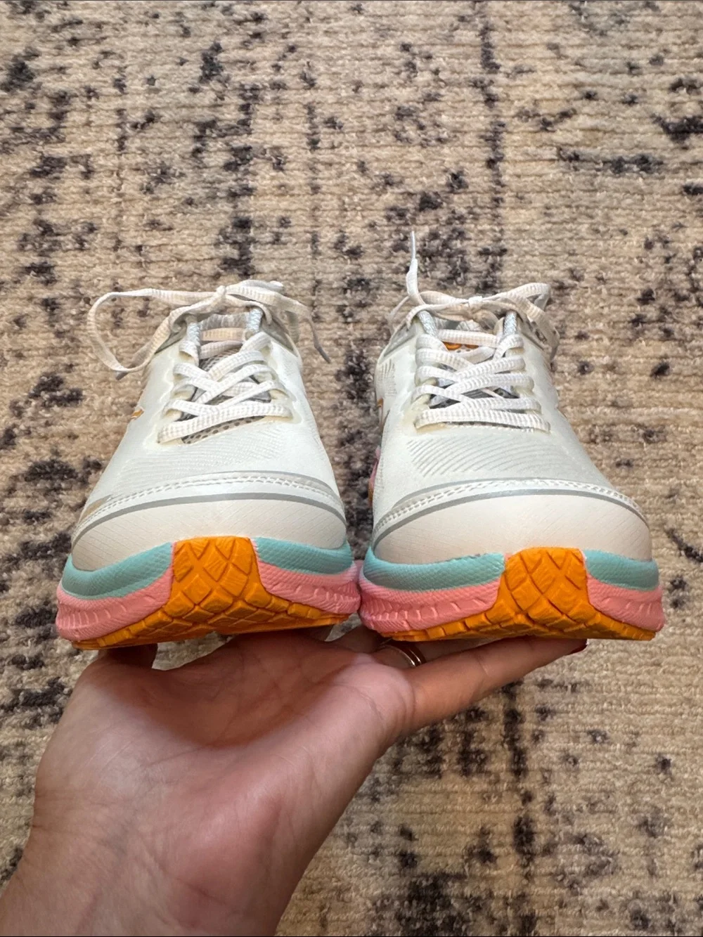 Gdefy Comfort Fit Tennis Shoes Sz 8.5